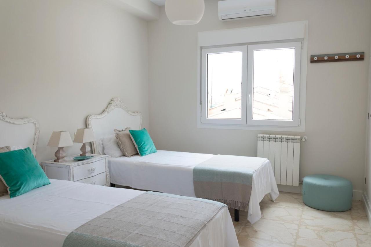 Malagueta Penthouse Premium Apartment มาลากา ภายนอก รูปภาพ
